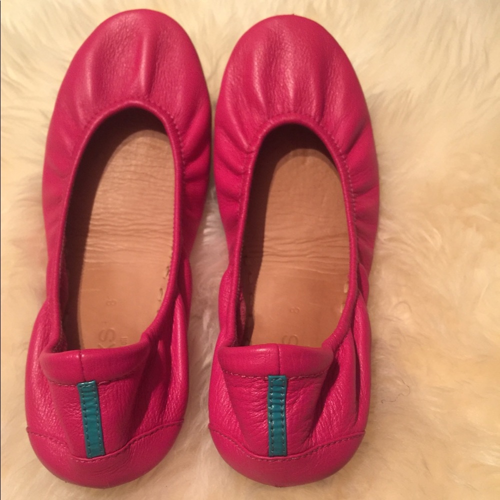 Tieks pink (fuchsia) size 8